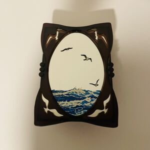 VINTAGE YAPS MIRROR MUSIC BOX SEAGULLS OCEAN SCENE - YOU LIGHT UP MY LIFE 1978